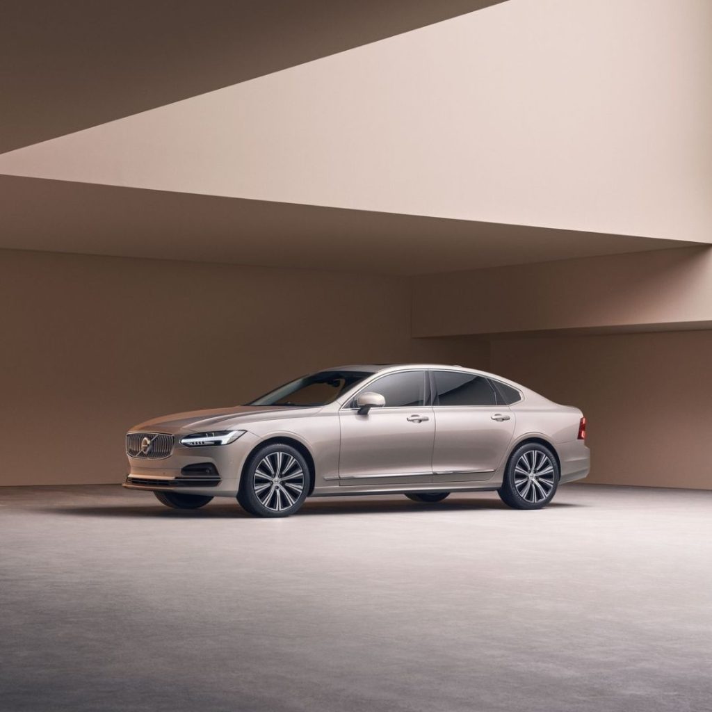 Volvo S90